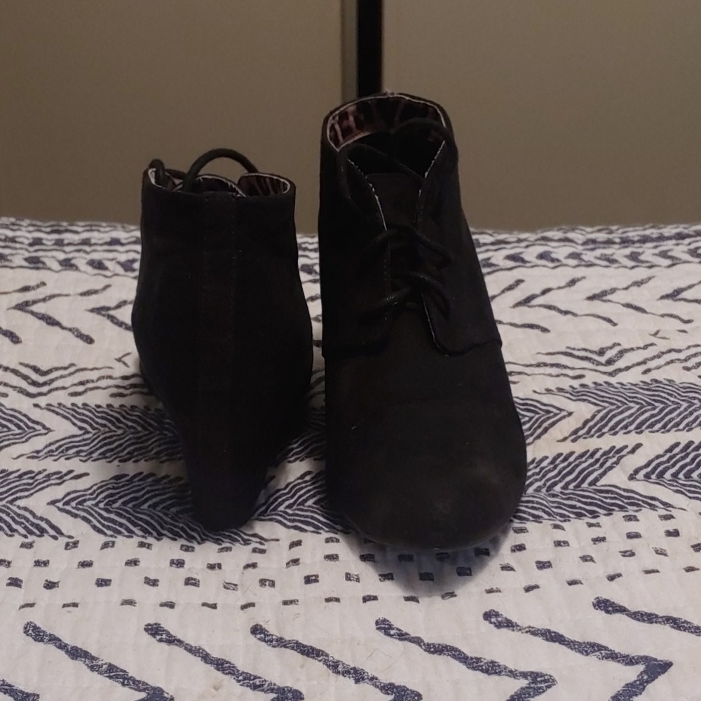 Wedges - Picture 2 of 2
